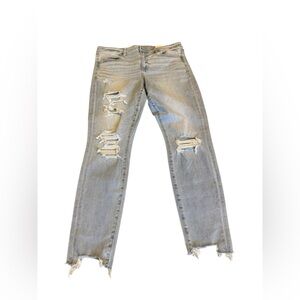 American Eagle Outfitters Light Wash Distressed Straight Leg Jeans